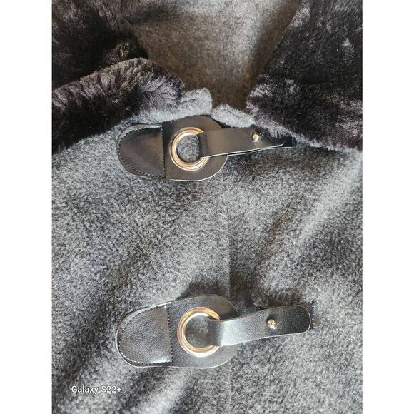 019 Le Moda cape with faux fur collar - Picture 5 of 11